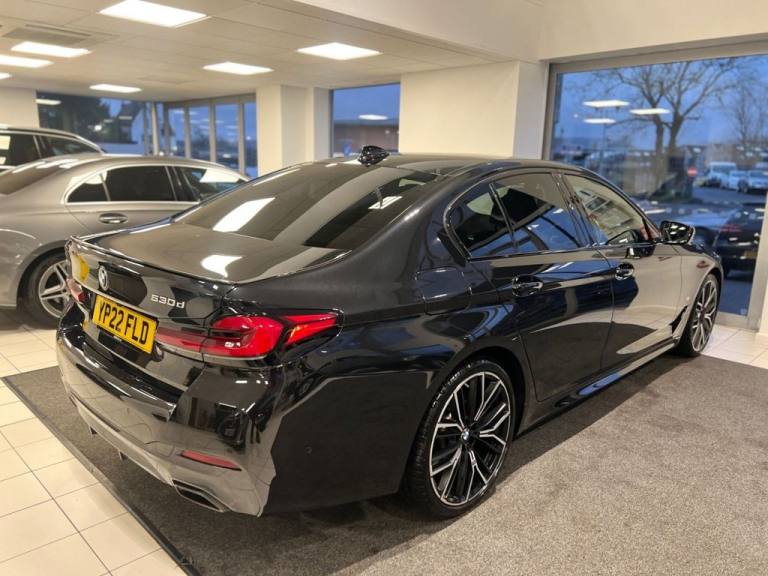 2022 BMW 5 Series 3.0 530d MHT M Sport Saloon 4dr Diesel Hybrid Steptronic xDrive Euro 6 (s/s Sal...