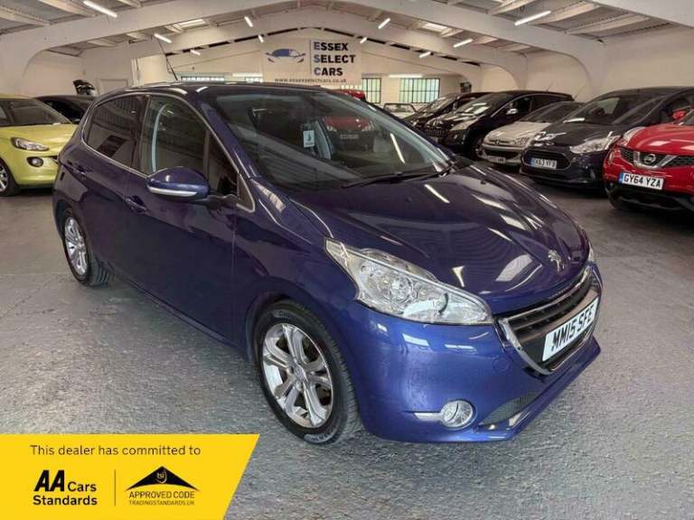 2015 Peugeot 208 1.2 VTi PureTech Allure Euro 6 5dr HATCHBACK Petrol Manual