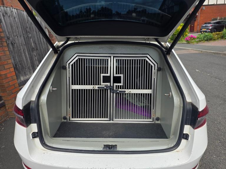 2021 71 SKODA SUPERB 2.0 TDI SE L DSG AUTO 4WD EURO6 DOG UNIT CAGES EX POLICE