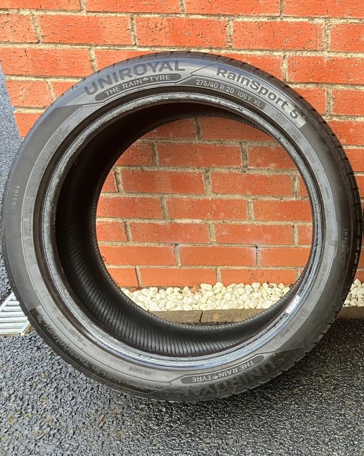 7mm+ 275 40 20 XL Uniroyal Rainsport 5 4x4 XL Tyre Range Rover Sport 