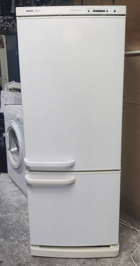 Fridge Freezer 3 months warranty free local delivery 