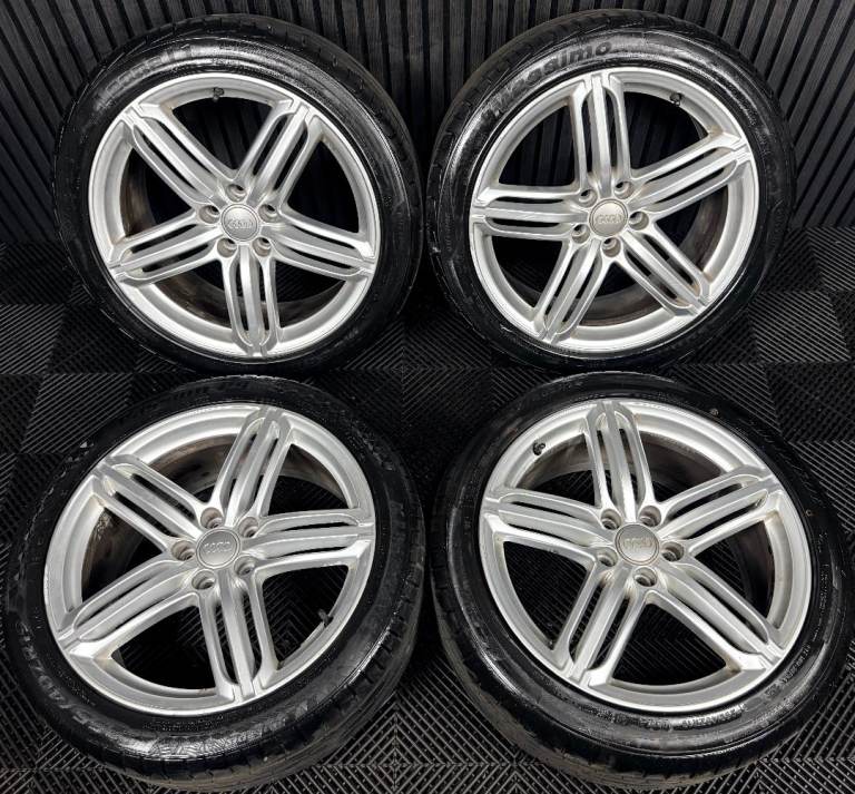 19'' GENUINE AUDI Q3 S LINE 5 TRIPLE SPOKE SEGMENT ALLOY WHEELS TYRES ALLOYS 