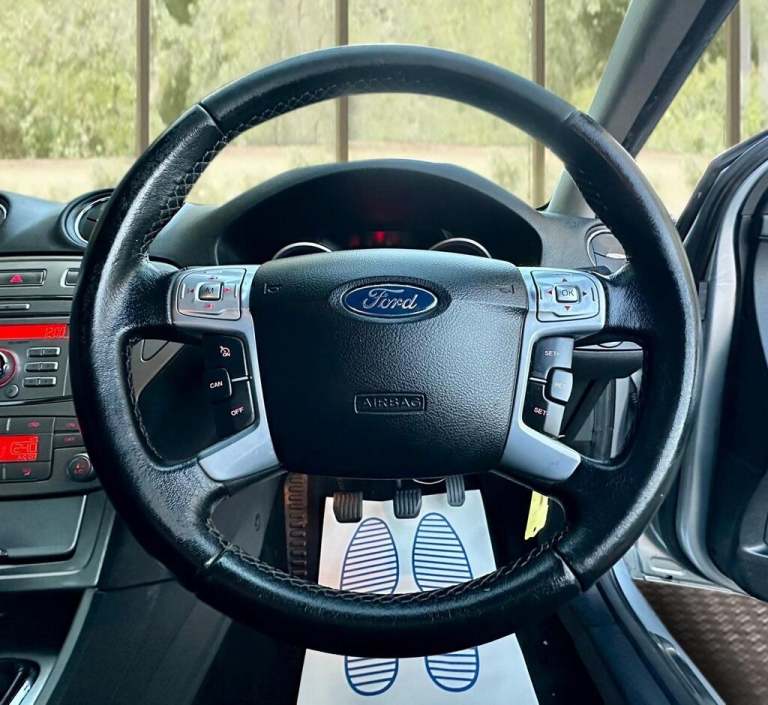 2009 Ford Mondeo 2.0 TDCi Zetec 5dr HATCHBACK DIESEL Manual