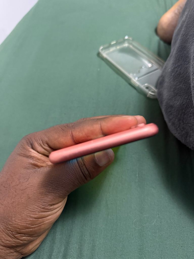 iPhone XR 64GB unlocked 