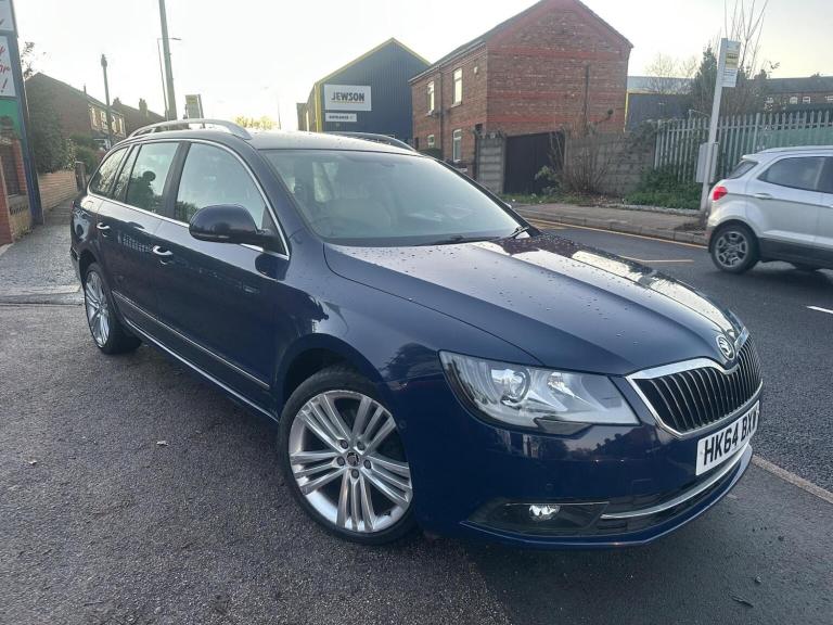 SKODA SUPERB 2.0 TDI Elegance DSG 4WD Euro 5 (s/s) 5dr 2014