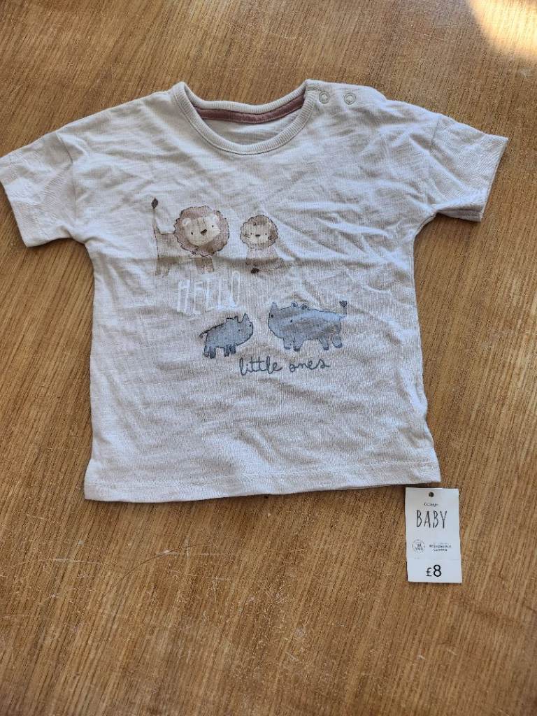 Baby clothes 