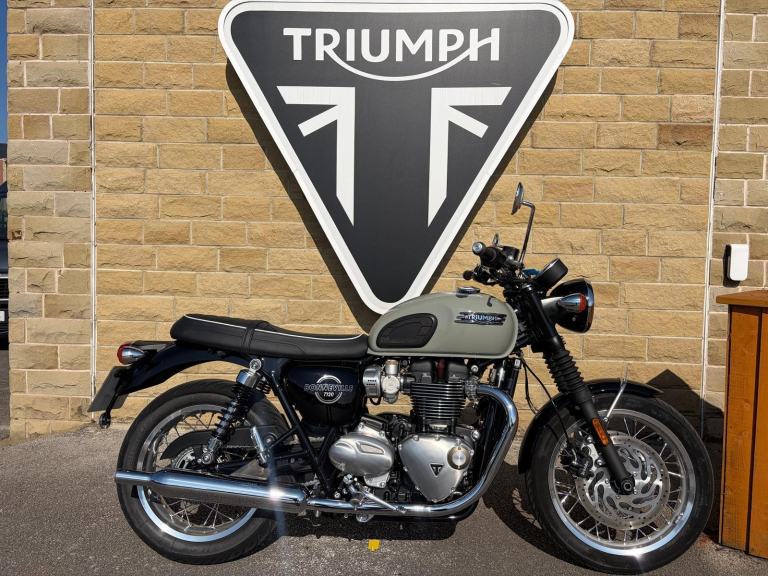 2026 TRIUMPH BONNEVILLE T120