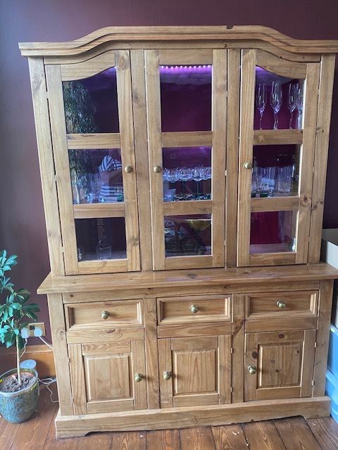 Pine Wood Sideboard with Display Cabinet – Good Condition