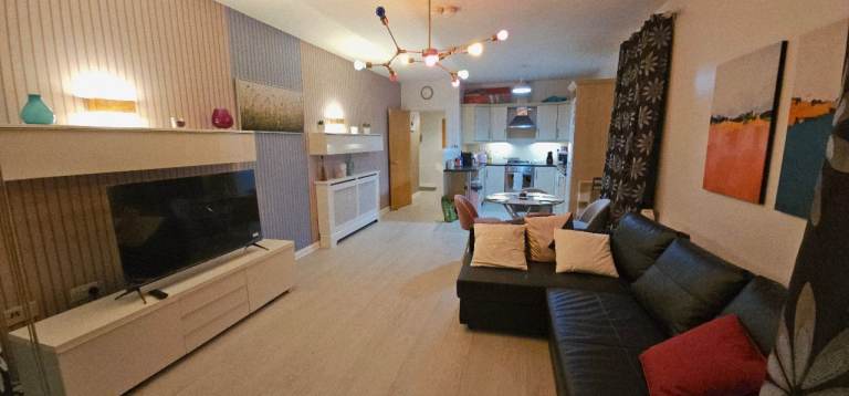 Penthouse | Gated community | Free Car Parking | Easy commute to City Centre & Airport.