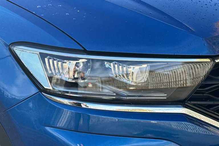 2021 Volkswagen T-Roc 1.5 TSI EVO SEL 5dr DSG HATCHBACK PETROL Automatic