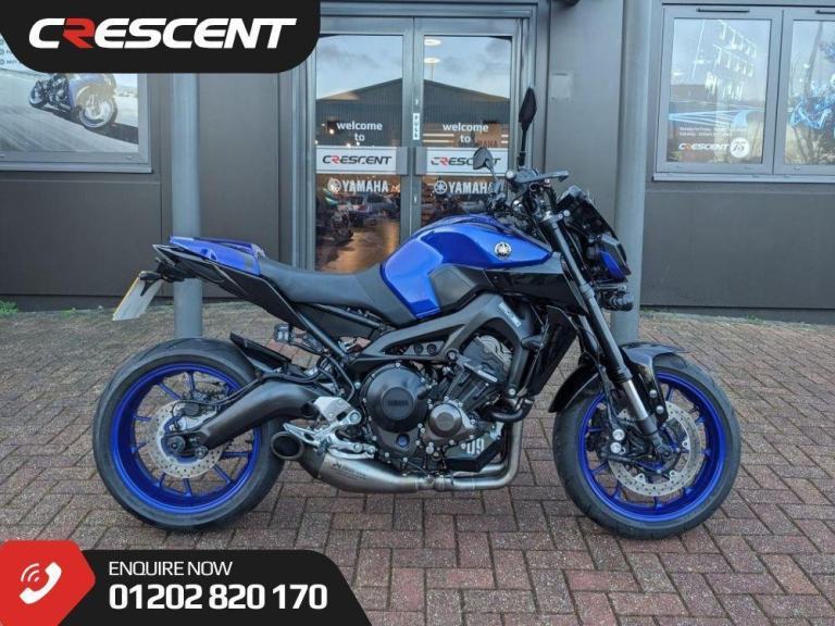 YAMAHA MT-09 2017 - AKRAPOVIC SYSTEM - HUGE SPEC - 5 SERVICE STAMPS - REMAPPED