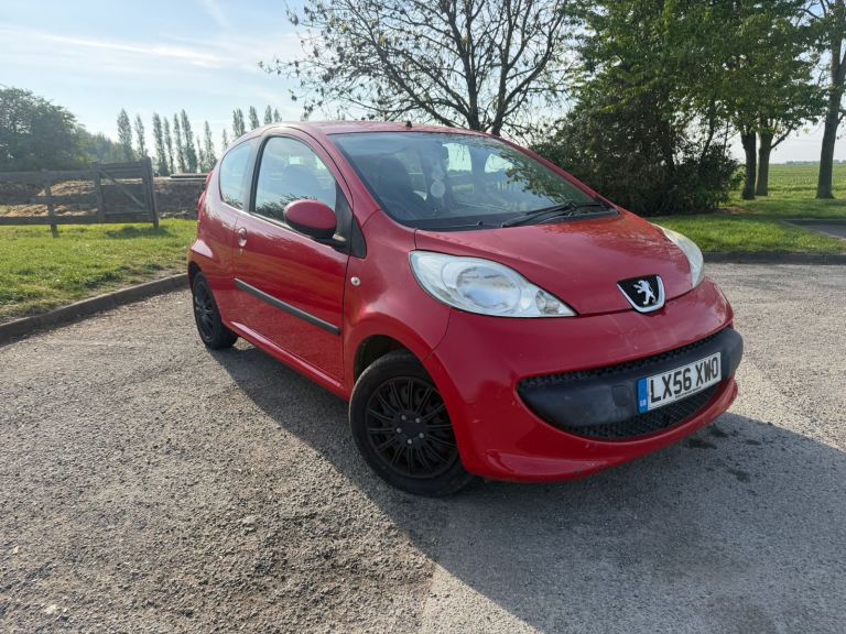 PEUGEOT 107 1.0 AUTOMATIC PETROL ULEZ LOW MILES