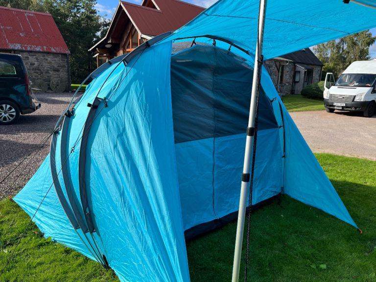 SHELTAPOD Drive-away awning