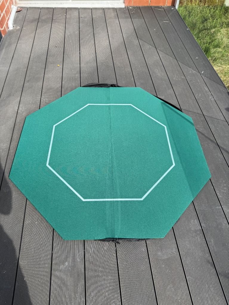 Green Octagonal Poker/Card Game Board with Carry Bag