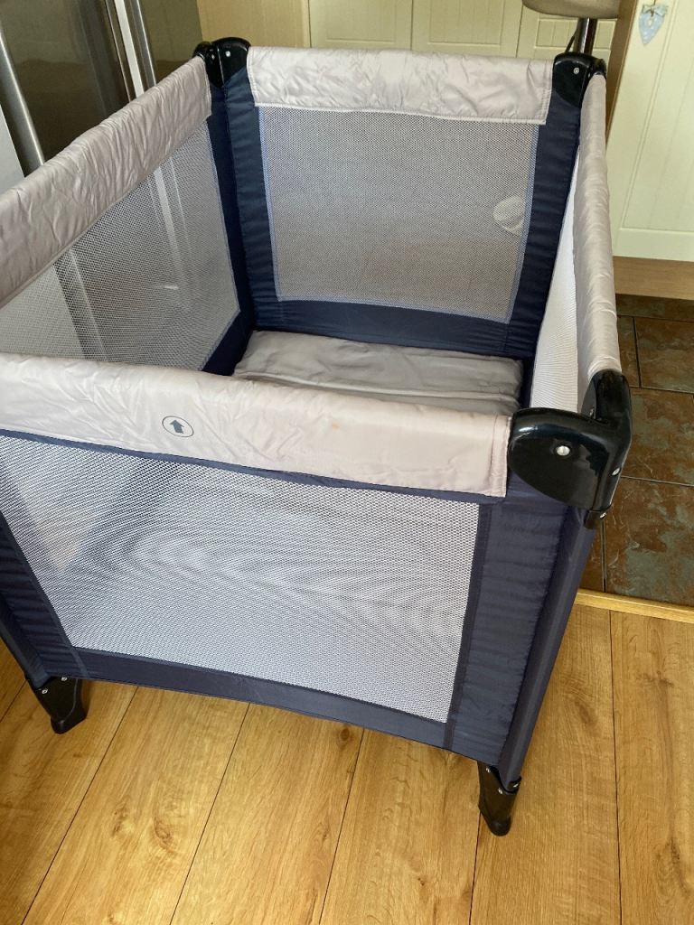 Mamas and papas travel cot