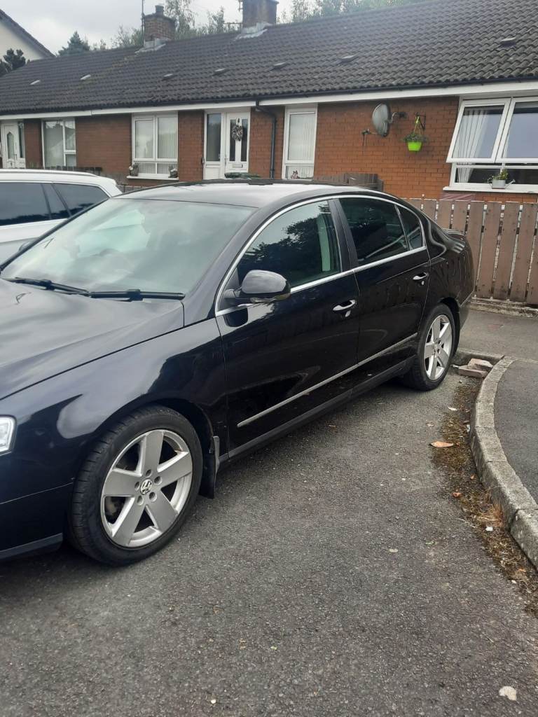 Volkswagen, PASSAT, Saloon, 2006, Manual, 1968 (cc), 4 doors