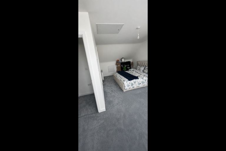 Big Ensuite room to rent