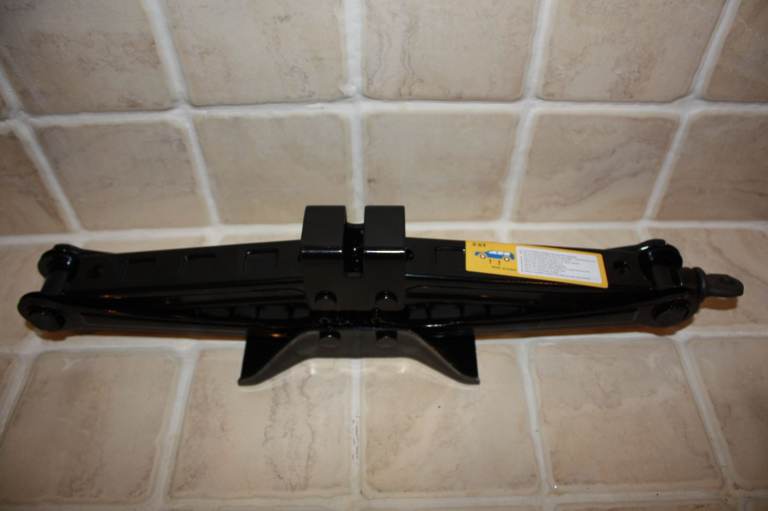 2.5 Ton Car Scissor Jack (Scissor Jack Body Only, No Crank Handle) ***New***