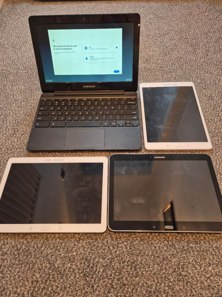 3x Tablets and Chromebook