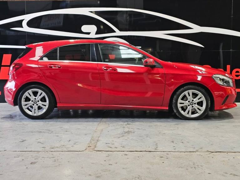 2016 Mercedes-Benz A-Class 2.1 A200d Sport (Premium) Hatchback 5dr Diesel 7G-DCT Euro 6 (s/s) (13...