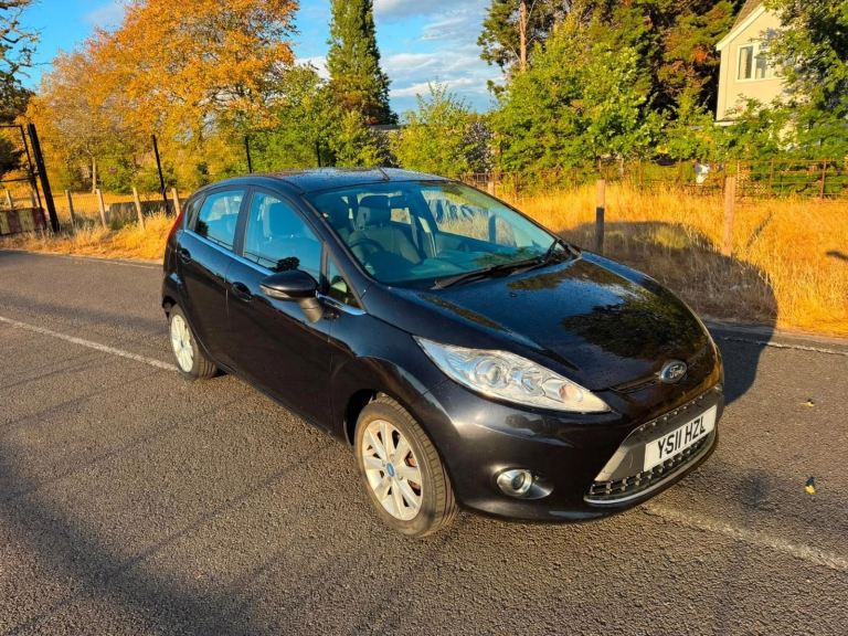 Ford, FIESTA, Hatchback, 2011, Manual, 1388 (cc), 5 doors