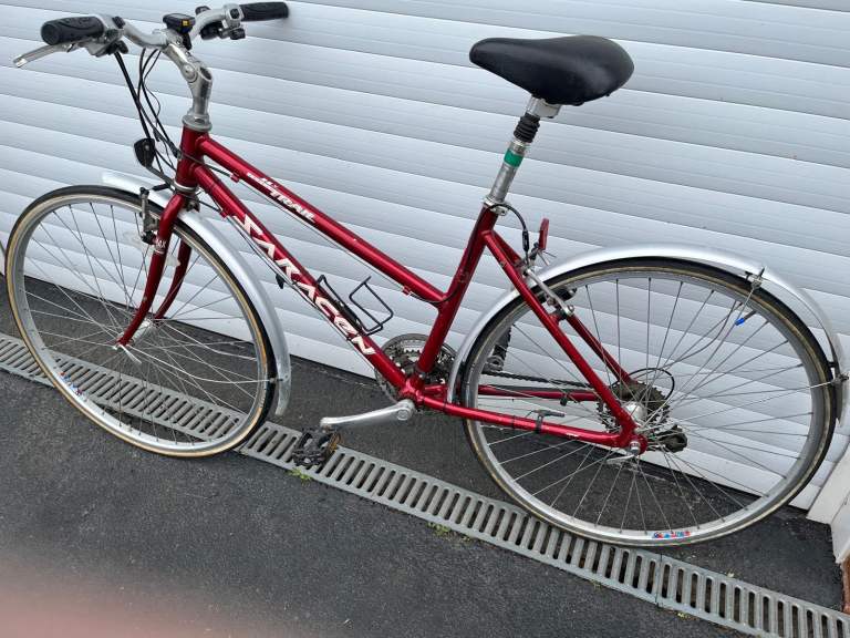 Ladies Saracen Bike