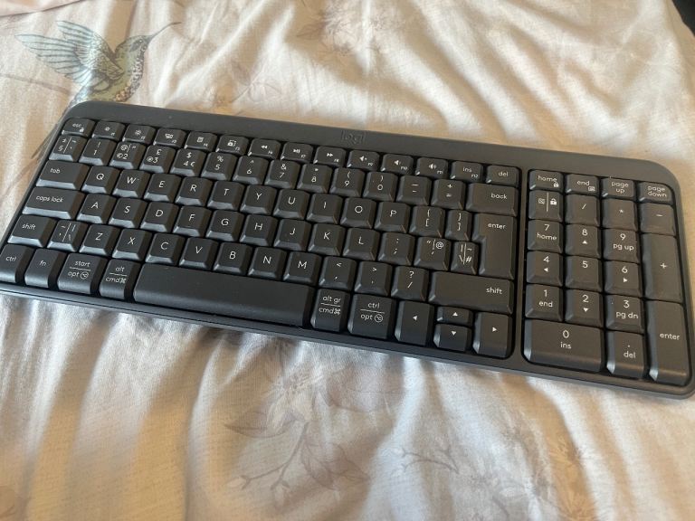 Logitech K250 Wireless Keyboard – Grey, Good Condition