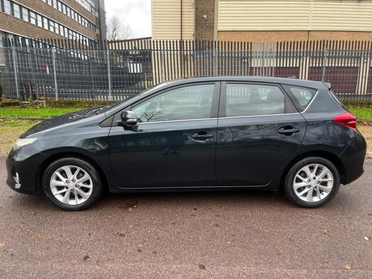 2014 Toyota Auris 1.6 V-Matic Icon 5dr HATCHBACK PETROL Manual