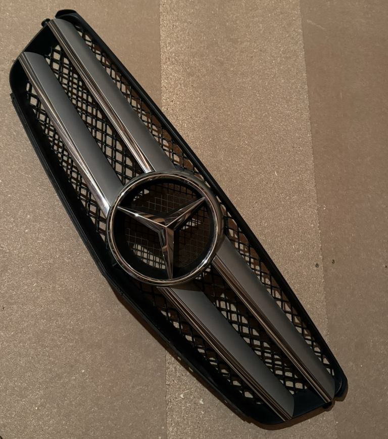 Mercedes C Class Grille