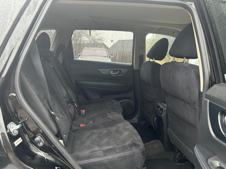 2015 Nissan X-Trail 1.6 dCi n-tec XTRON Euro 5 (s/s) 5dr ESTATE Diesel Automatic