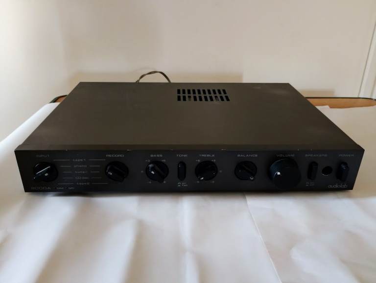 Audiolab 8000A Black Stereo Amplifier – Good Working Order