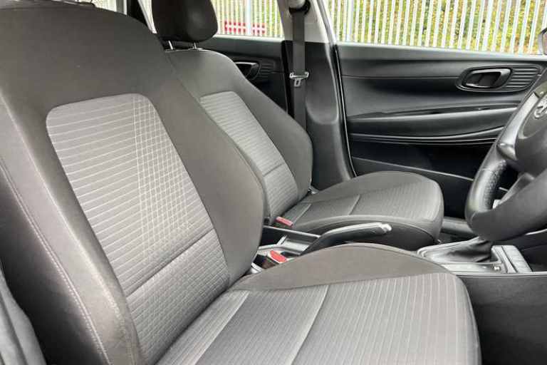 2022 Hyundai i20 1.0 T-GDi MHEV SE Connect Hatchback 5dr Petrol Hybrid DCT Euro 6 (s/s) (100 Hatc...