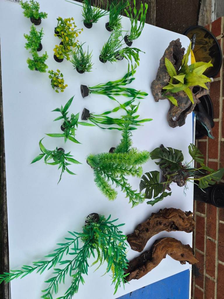 Aquarium plastic plants 