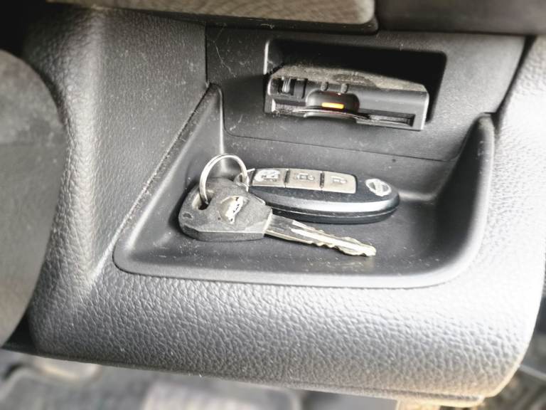 2007 Nissan serena automatic 