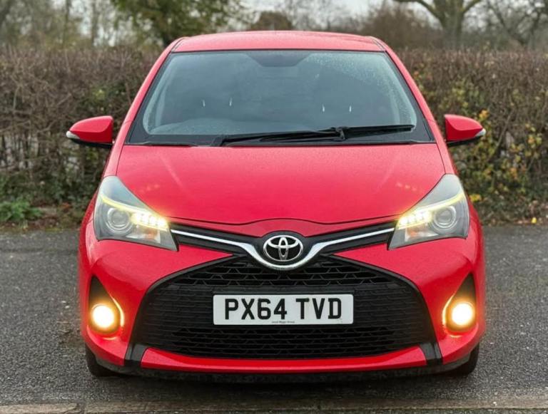TOYOTA YARIS 1.3 SPORT 