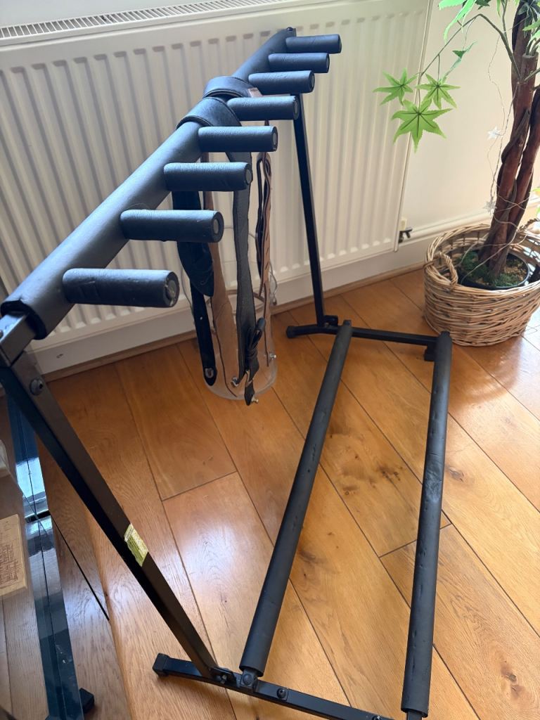 Black Guitar Stand for Multiple Guitars – Good Condition