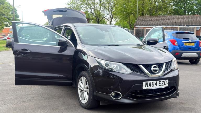 2014 Nissan Qashqai 15 dCi Acenta Premium 5dr HATCHBACK Diesel Manual