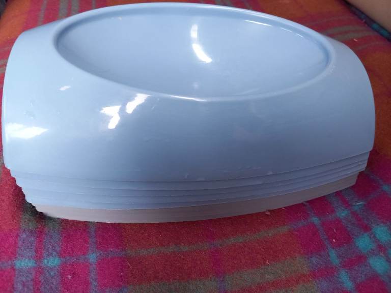 Cat bowls x 8, originally from Poundstretcher