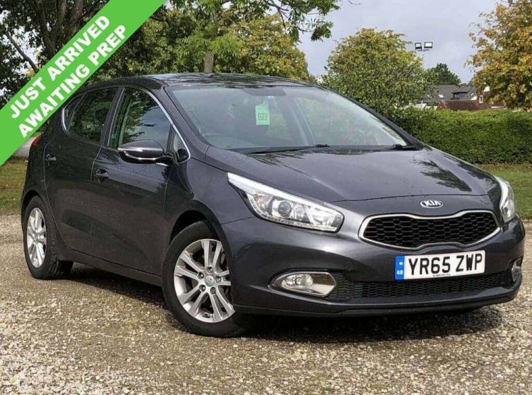 2015 Kia Ceed 1.6 GDi EcoDynamics 2 Hatchback 5dr Petrol Manual Euro 5 (s/s) (133 bhp) Hatchback ...