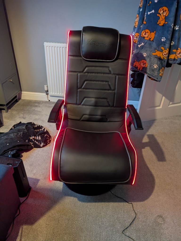 X Rocker Gaming Chair - LED Light Up and Bluetooth Sound