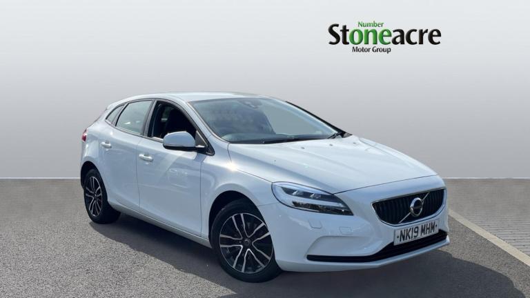 2019 Volvo V40 D2 Momentum Manual HATCHBACK Diesel Manual