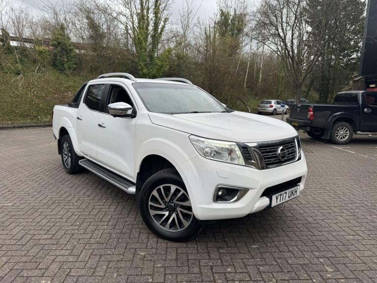 2017 Nissan Navara 2.3 dCi Tekna Auto 4WD Euro 6 4dr PICK UP Diesel Automatic