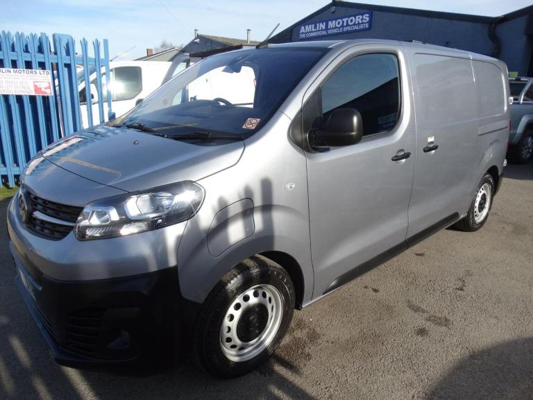 VAUXHALL VIVARO ELECTRIC 3100 75kWh Dynamic Auto L1 H1 6dr (7.4kW Charger) 2022