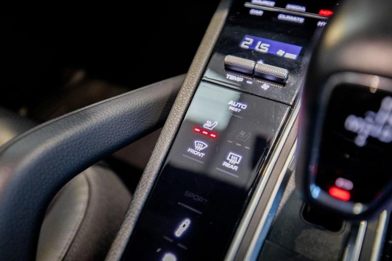 2020 Porsche Cayenne E-Hybrid 5dr Tiptronic S ESTATE PETROL/ELECTRIC Automatic