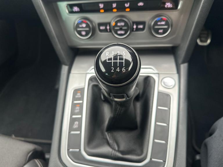 2017 Volkswagen Passat 2.0 TDI 4MOTION 5dr ESTATE Diesel Manual
