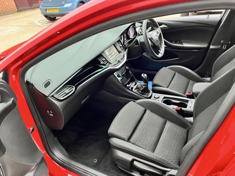VAUXHALL ASTRA 1.6 CDTi BlueInjection Griffin Red Manual Diesel 2019