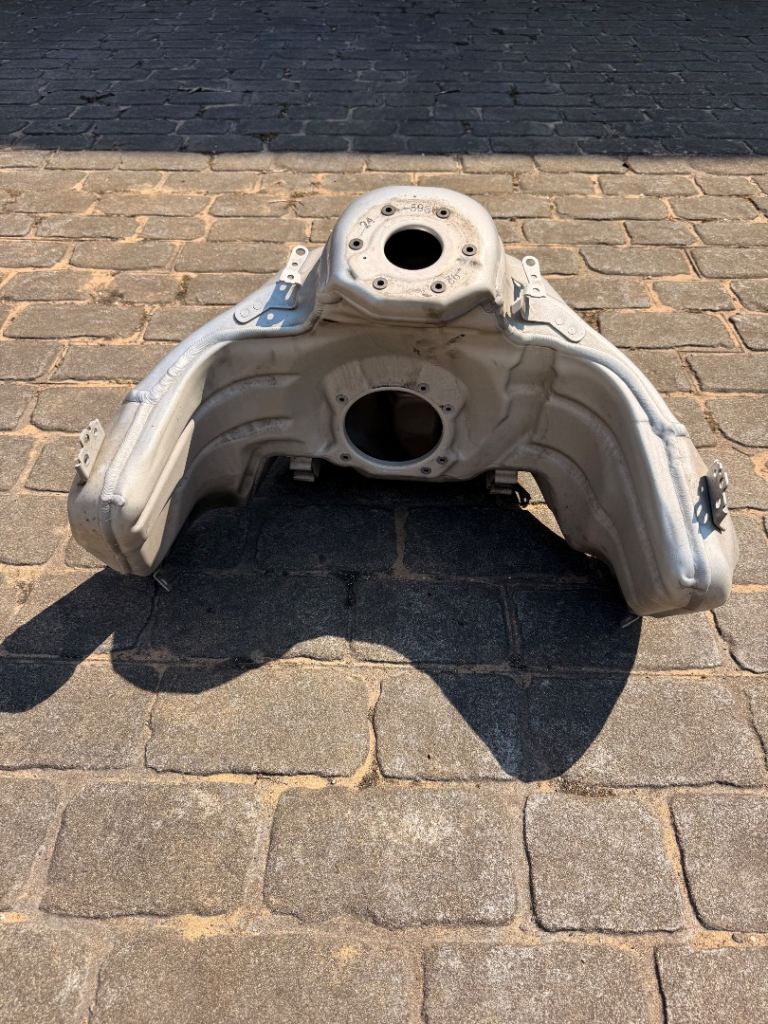 BMW K51 R1200GSA Fuel Tank 