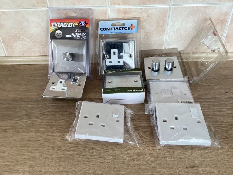Electric sockets