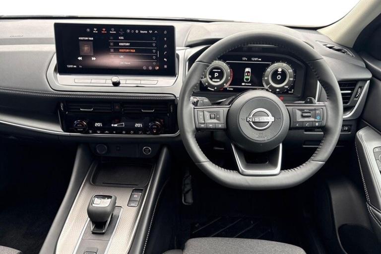 2025 Nissan Qashqai 1.3 DIG-T MH 158 N-CONNECTA [GLASS RF] 5DR XTRONIC Hatchback Petrol Automatic