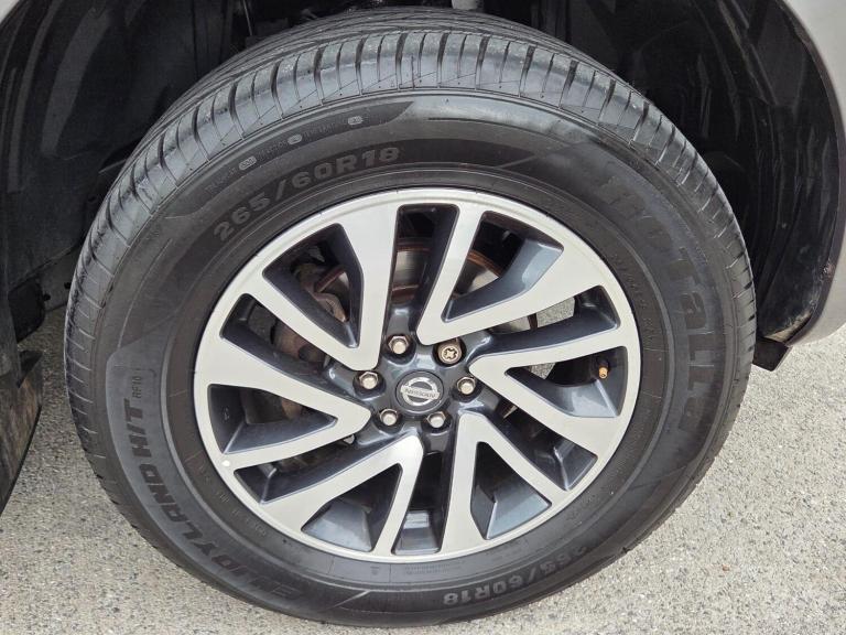 2016 Nissan Navara Double Cab Pick Up Tekna 2.3dCi 190 4WD PICK UP DIESEL Manual